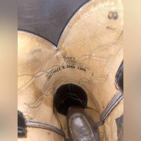 Black Men’s Tony Lama Cowboy Boots
- Men’s size 10 1/2 D
- Don’t wear anymore - Picture 2 of 3